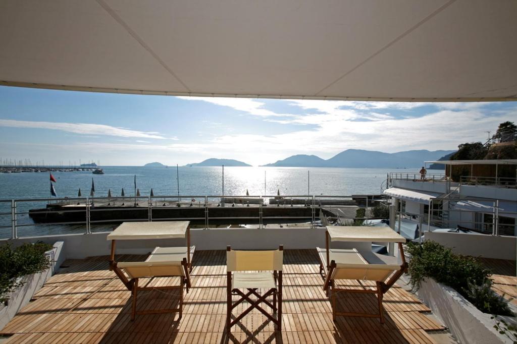 Piccolo Hotel Del Lido Lerici Bagian luar foto