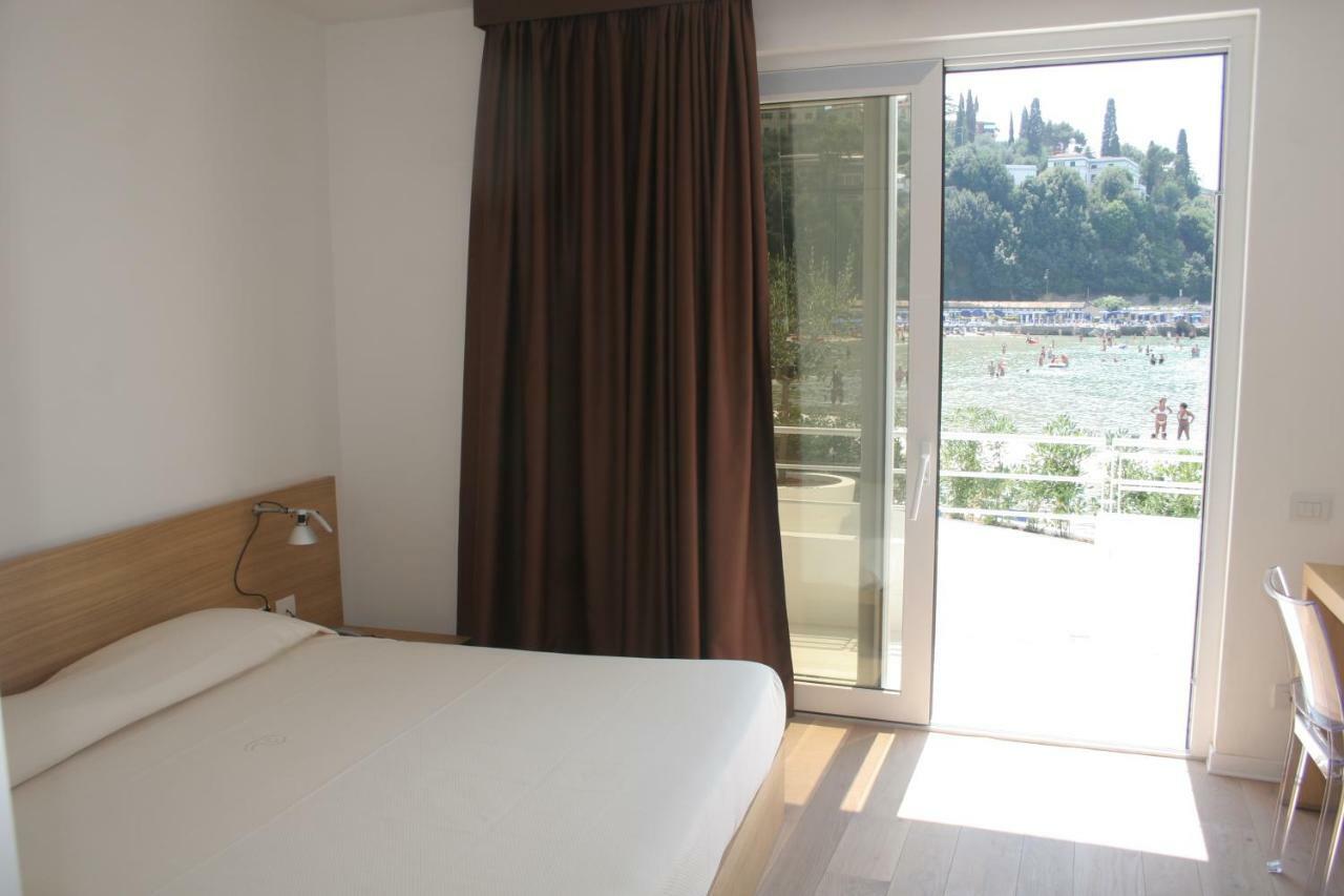 Piccolo Hotel Del Lido Lerici Bagian luar foto